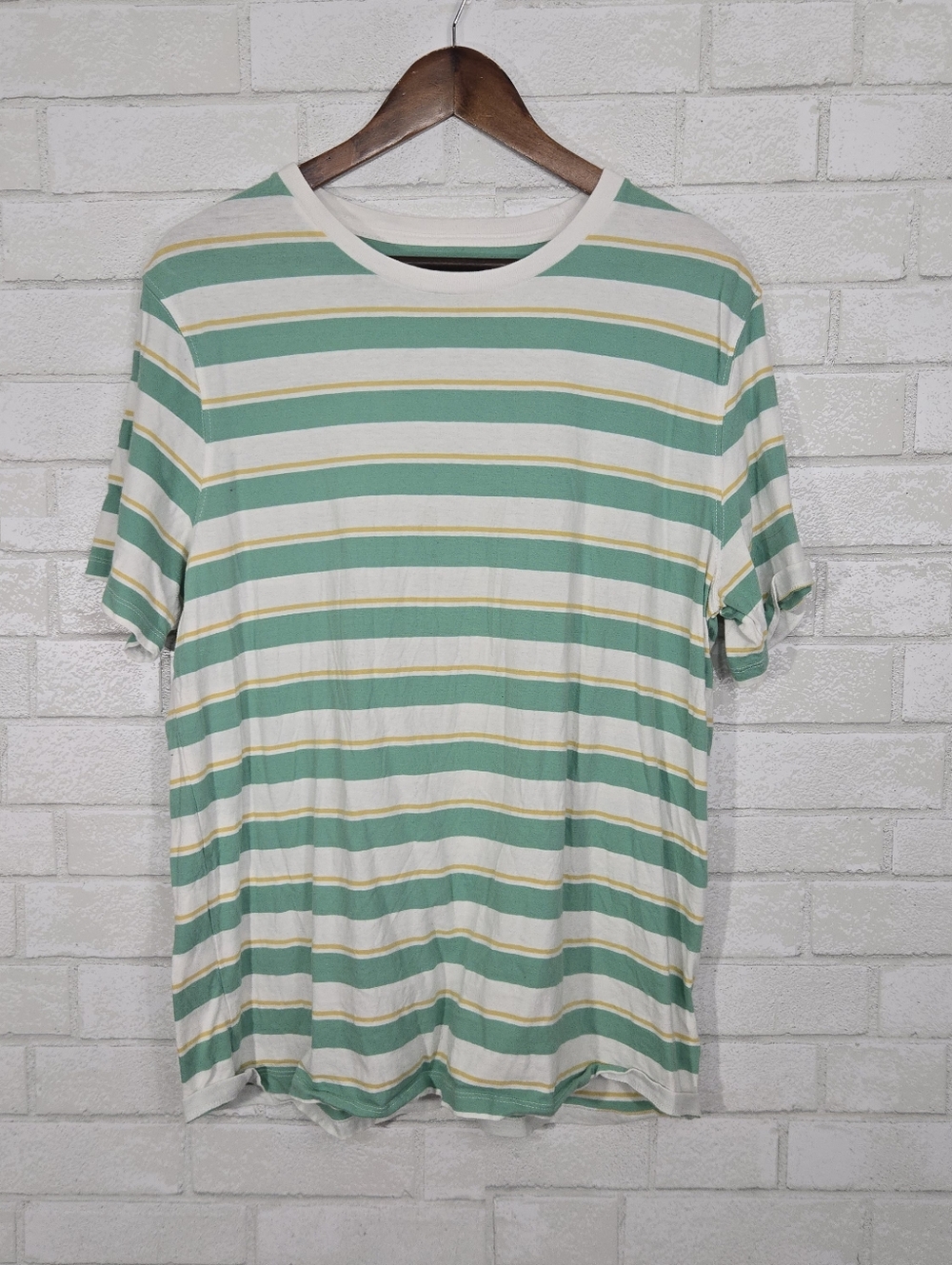 Old Navy stripe short sleeve tee